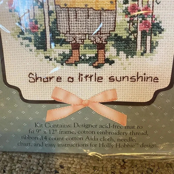 Sealed VTG 1990 Holly Hobbie Counted Cross Stitch Kit Share A Little Sunshine - Picture 3 of 5